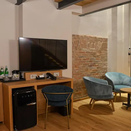 Borgo Torre Della Montina Resort Maranello